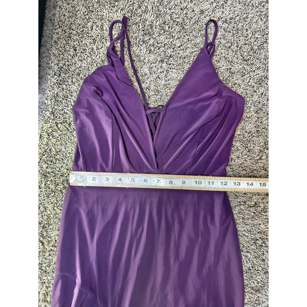 Fashion Nova On Scene Purple Maxi Dress Size Medium Spaghetti Straps - Picture 3 of 6
